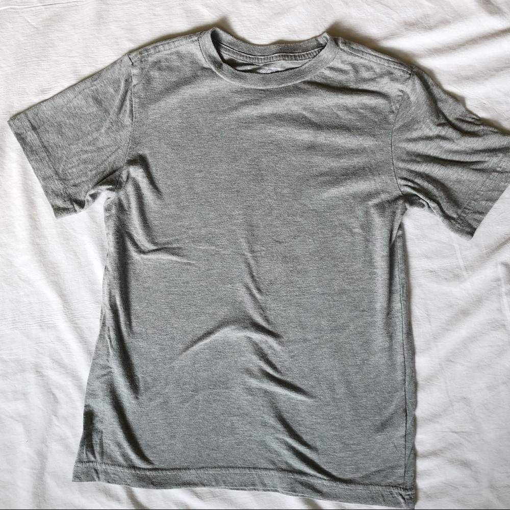 Plain gray soft cotton tee